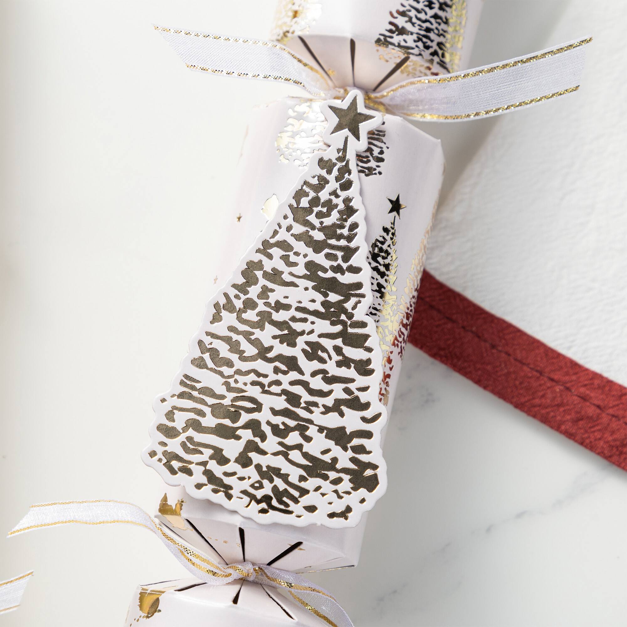 Glitzhome® 12PK 1.5"D x 10"H Christmas Tree Party Crackers with Gift Contents